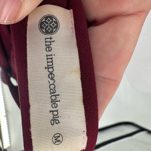 The Impeccable Pig Burgundy Shrug Medium - Picture 6 of 6